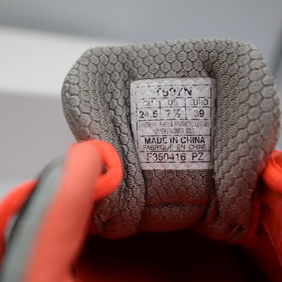 Asics Gel-Kayano 22 Women's Size 7.5 Running Shoes Orange Gray Green - Picture 8 of 12